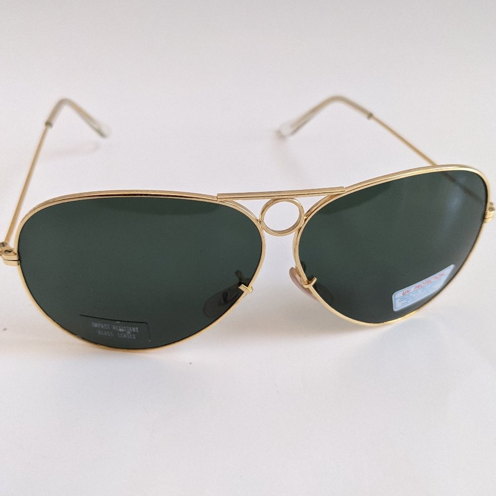 NWT True Vintage 80's/90's traditional Pilot Aviator w/ RXable frame sunglasses